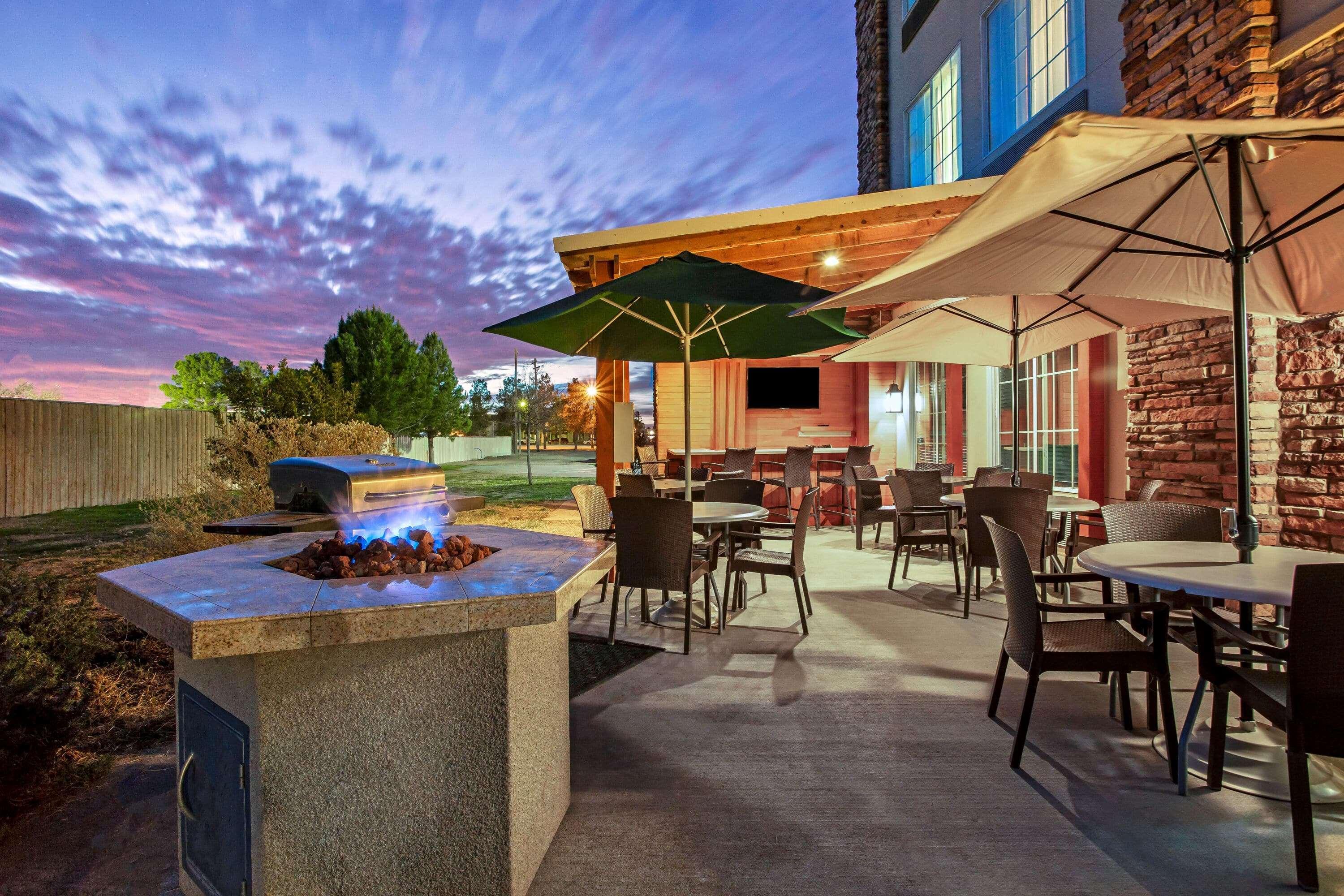 Hotel La Quinta by Wyndham Pecos Exterior foto